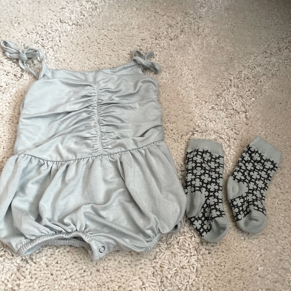 Kate Quinn summer outfit with knee high socks